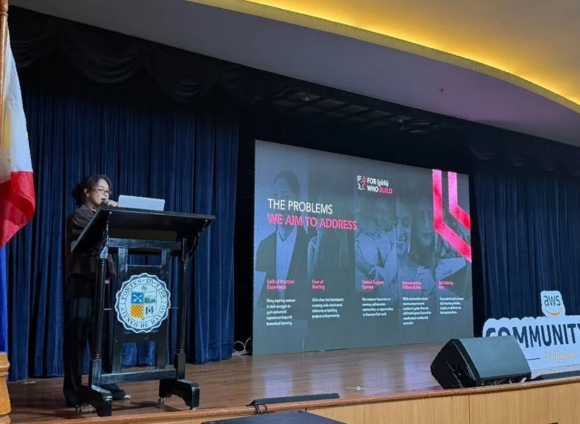 FGWB PH co-founder presenting the organisation’s mission at AWS Community Day Davao